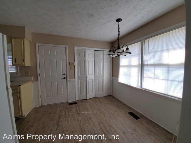 Building Photo - 3 br, 2 bath House - 6003  McDougal Drive