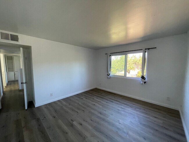 Building Photo - Updated 4 Bedroom Home in San Marcos