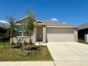 Building Photo - 113 Imola St