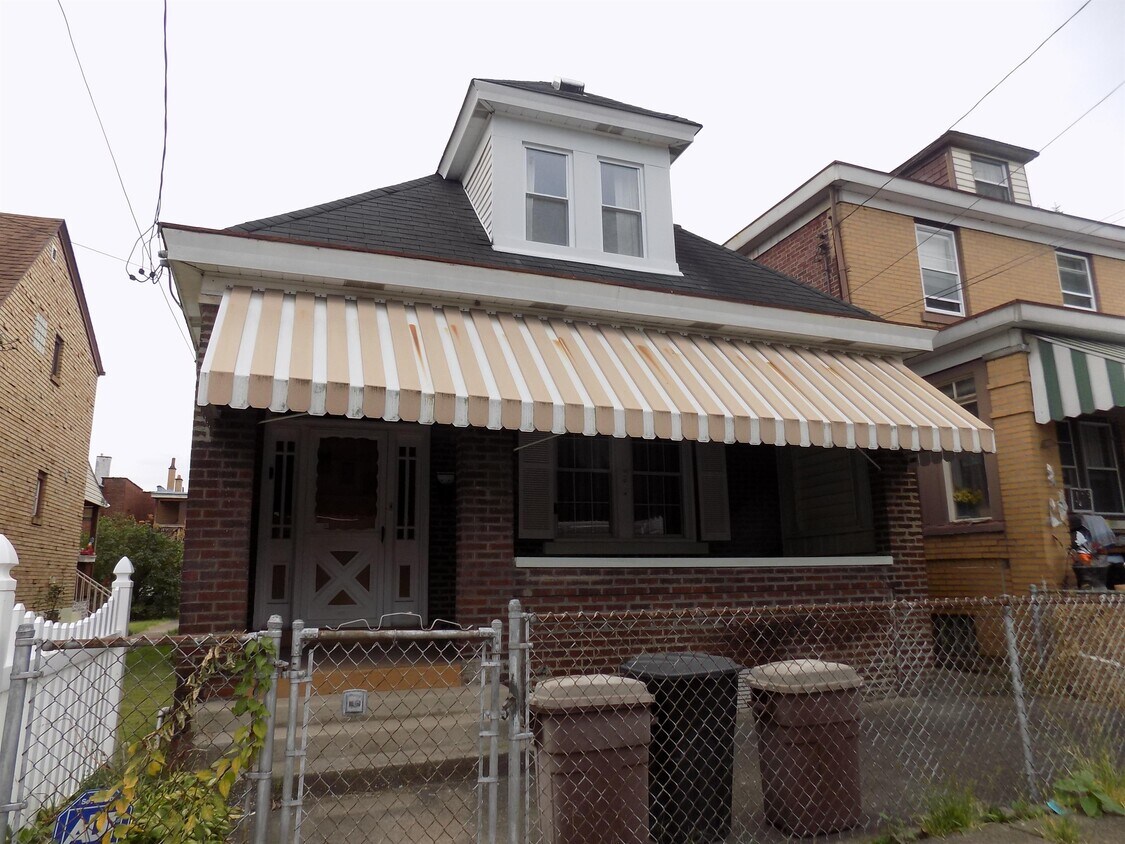Primary Photo - 117 Olivia St
