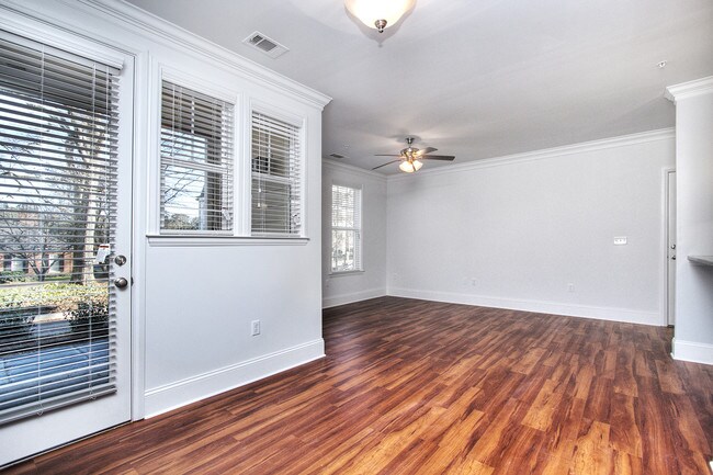 Foto del edificio - 2320 Roswell Ave