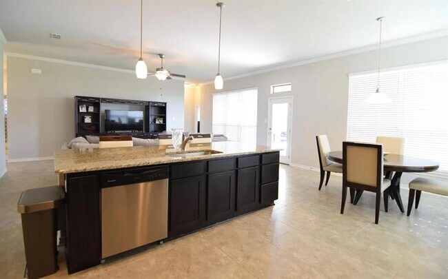 Foto del edificio - 1311 Westwood Hills Blvd