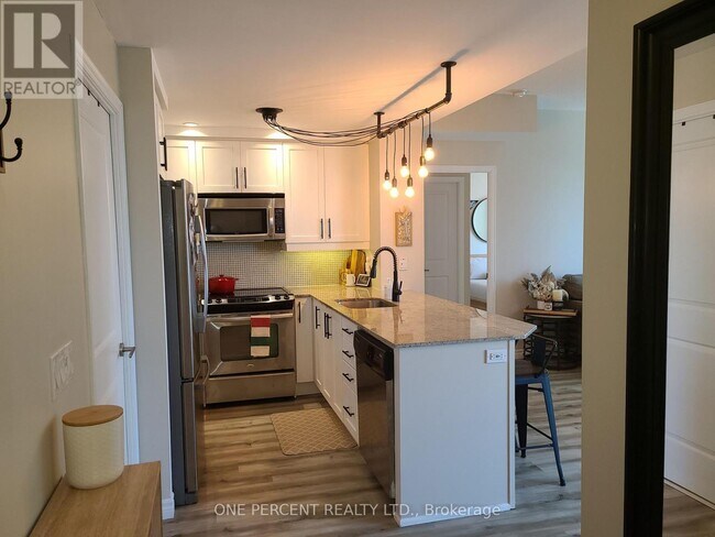 Photo du bâtiment - 65 E Liberty St