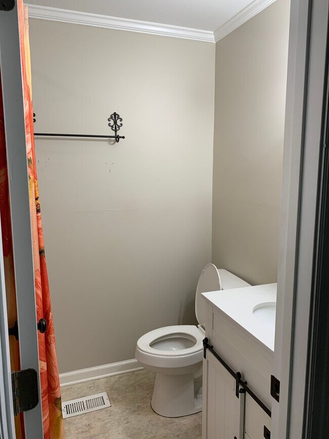 Foto del edificio - 3 Bedrrom 2 Bath Home Located in Lake Park, GA