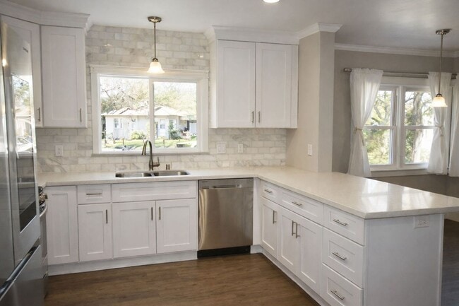 Foto del edificio - 600 Perkins Way