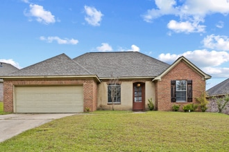 Building Photo - 420 Silver Hill Dr