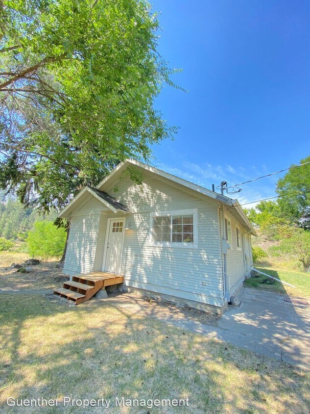 Primary Photo - 2 br, 1 bath House - 2225 W 10th Ave
