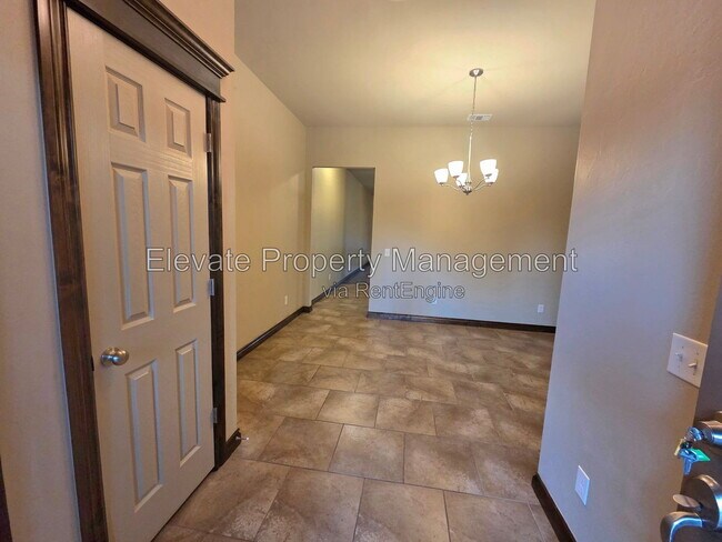 Foto del edificio - 2300 Kintyre Rd