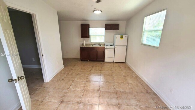 Foto del edificio - 5214 Wiley St