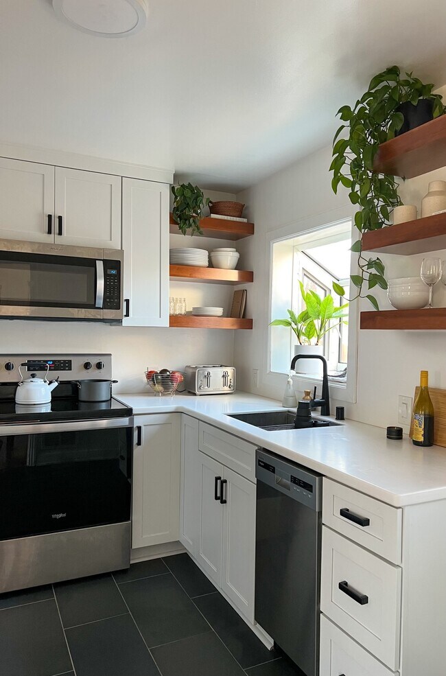 Foto del edificio - 4218 St Clair St