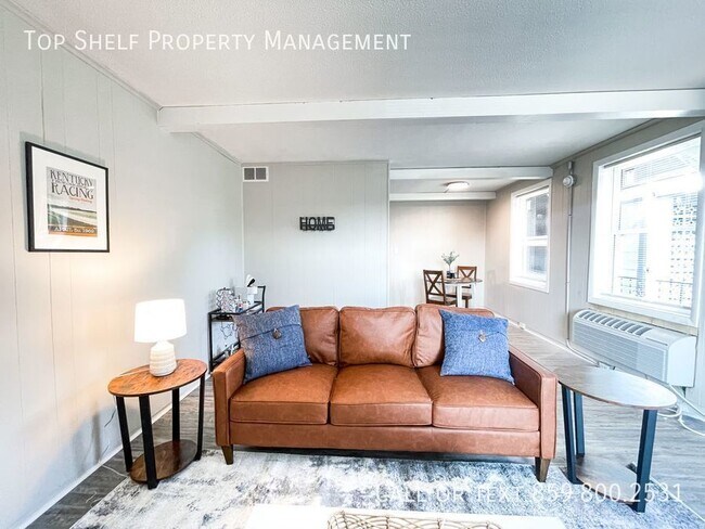 Building Photo - Fully Furnished One Bedroom In Idle Hour!