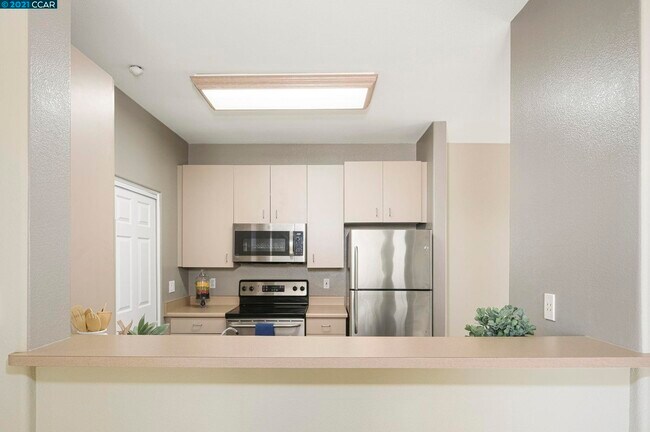 Building Photo - 35560 Monterra Ter