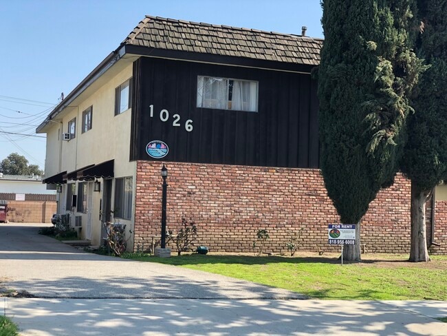 Building Photo - 1026 Grover Ave