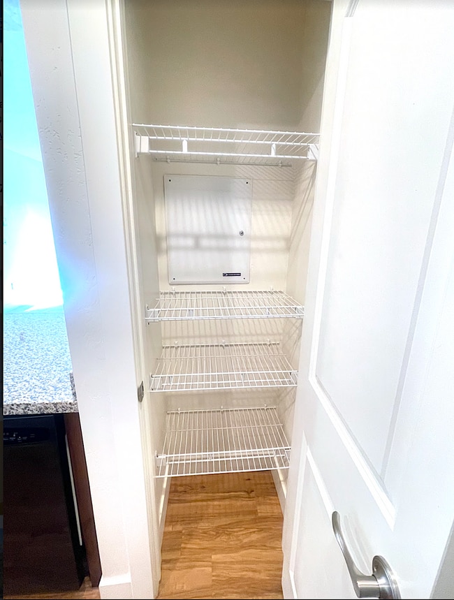 Kays Crossing Apartments 60 S Main St Layton, UT