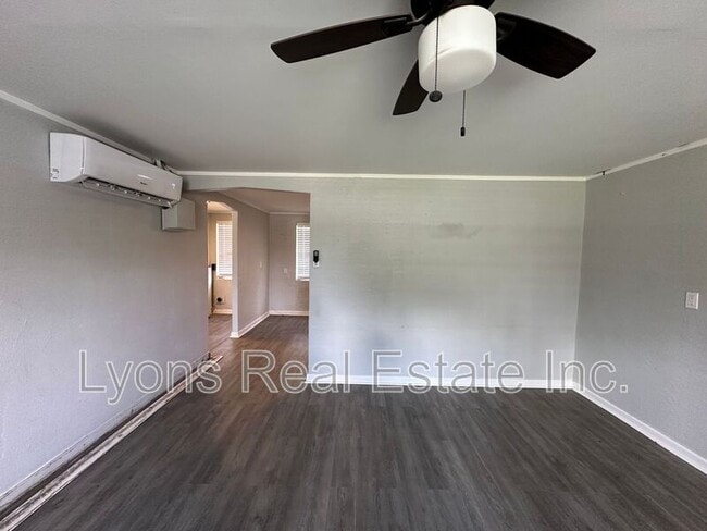 Foto del edificio - 1539 Piney Rd