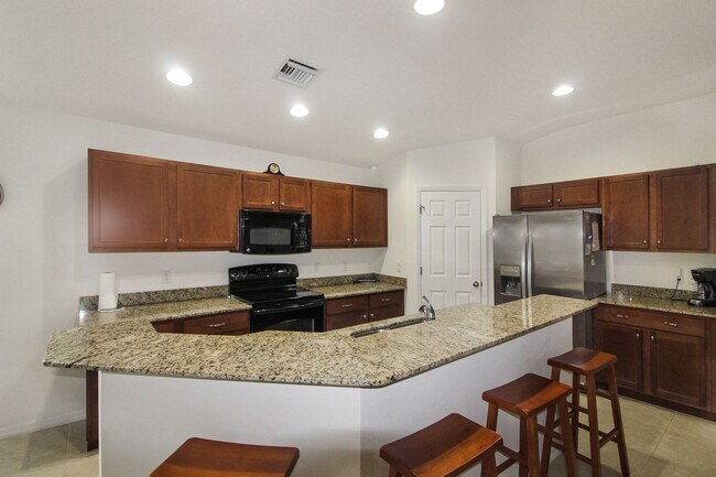 Foto del edificio - Ventura Village Annual Home for Rent