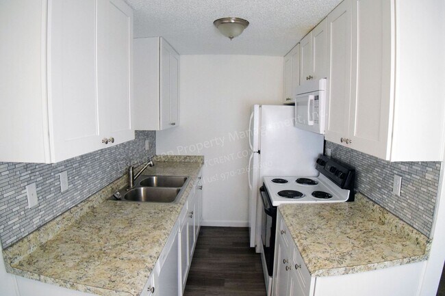 Foto del edificio - 824 N Garfield Ave