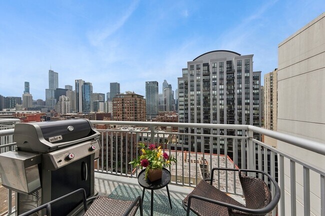 Foto del edificio - 421 W Huron St