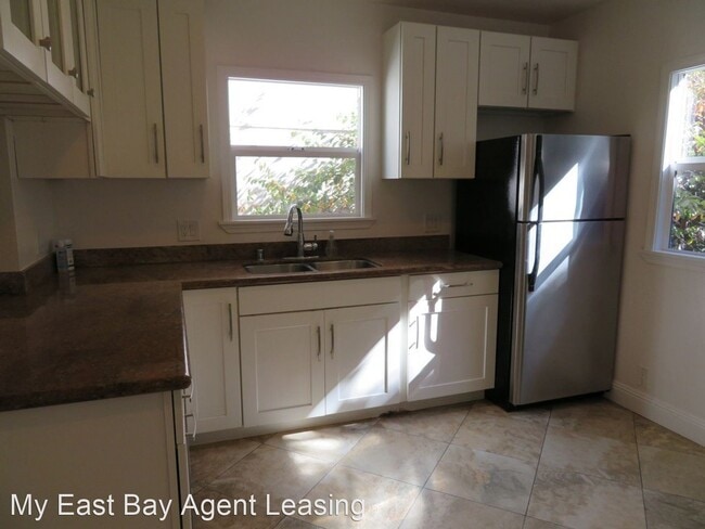 Foto del edificio - 2 br, 1.5 bath House - 1608 Allston Way