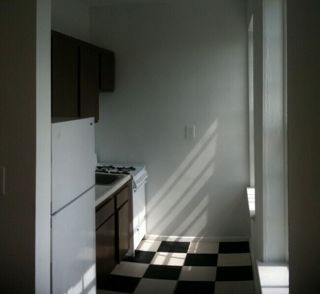 Foto del edificio - 121 12th St SE
