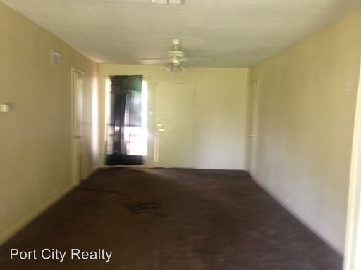 Foto del edificio - 7101 Devonshire Cir