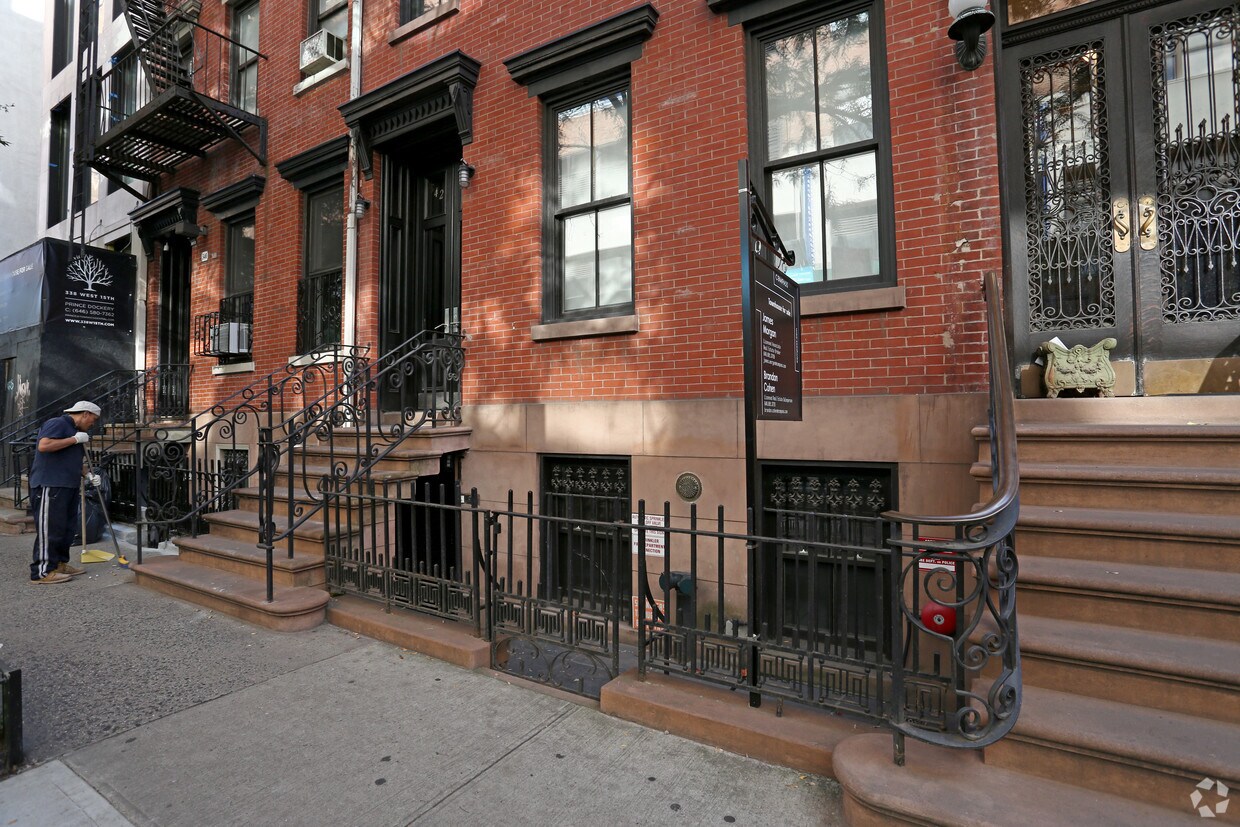 Foto del edificio - 342 W 15th St