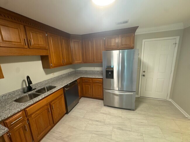 Foto del edificio - 2322 Magna Carta Pl SW