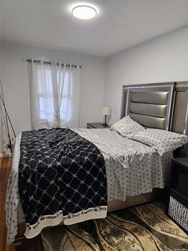 Foto del edificio - 3 bedroom in Canarsie NY 11236