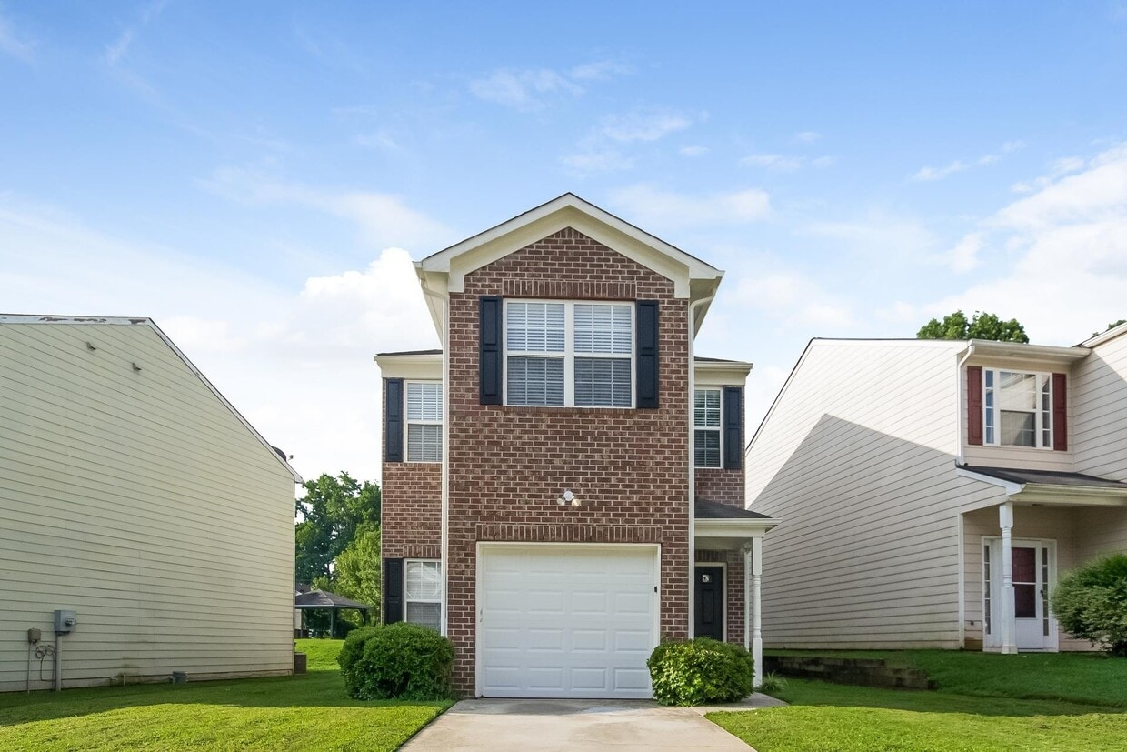 Primary Photo - 2826 Windsor Forrest Ct