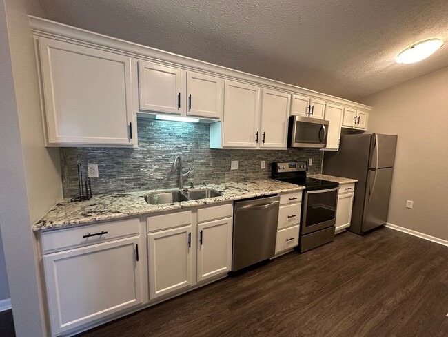 Foto del edificio - Worthington Glen Condo For Rent - 2BR/2BA ...