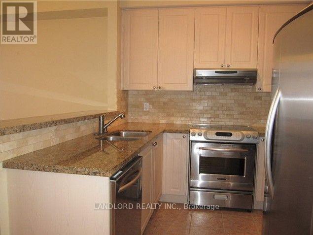 Building Photo - 3071-3071 Treadwells Dr