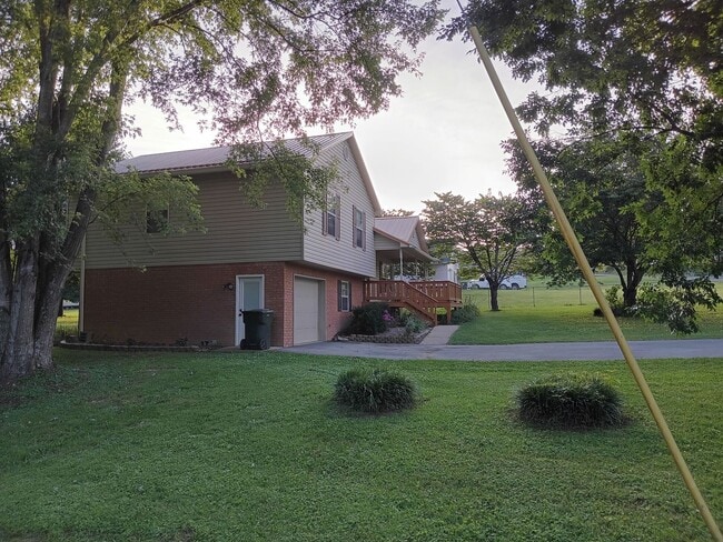 Building Photo - 514 Nunley Dr