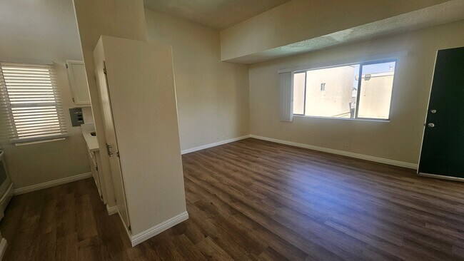 Foto del edificio - 14926 Hawthorne Blvd