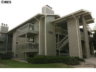 Primary Photo - 695 Manhattan Dr