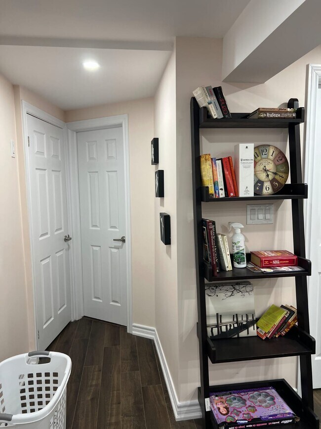 Building Photo - 36 Hollyberry Trl