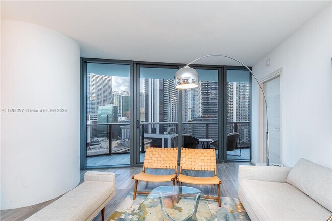 Foto del edificio - 801 S Miami Ave