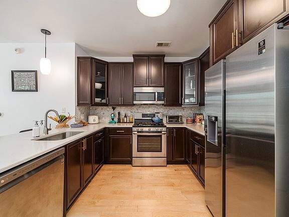 Foto del edificio - 443 2nd St