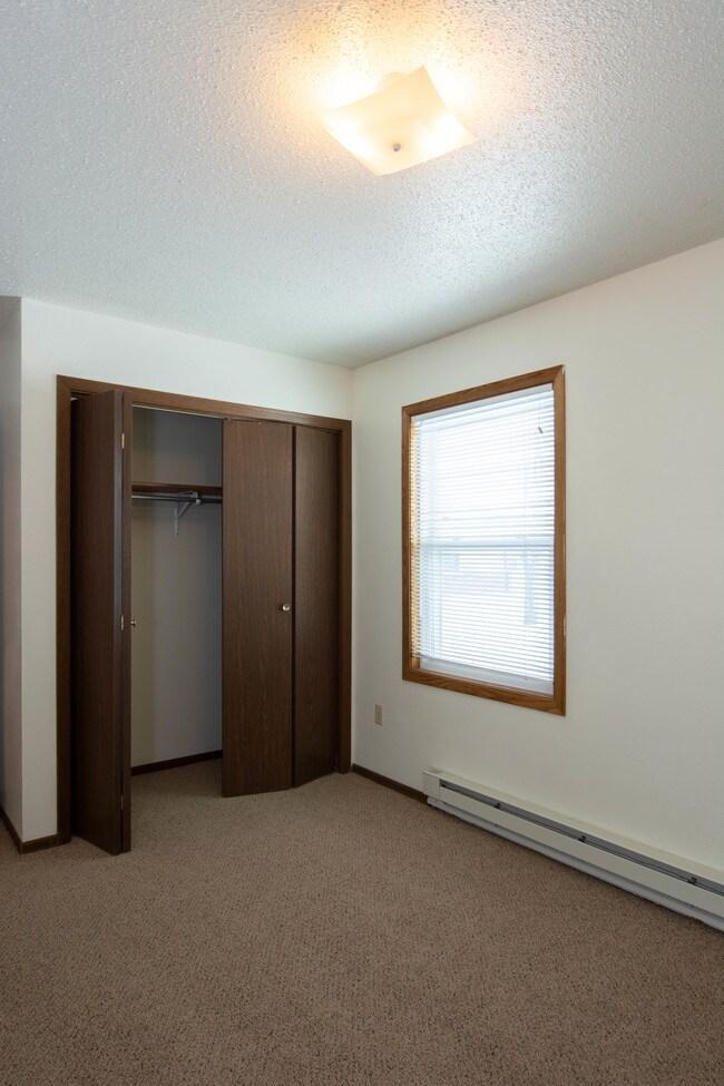 Pleasant Valley Apartments Apartments Dickinson, ND