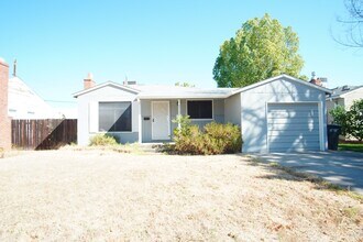 Building Photo - 2739 Kroy Way