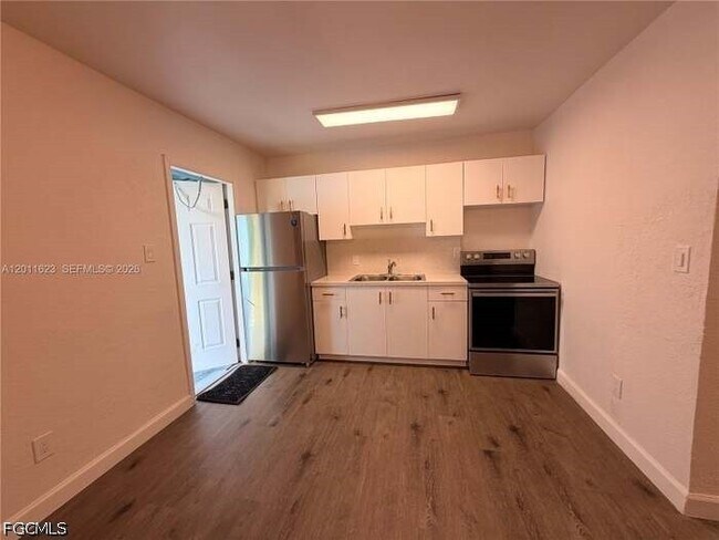 Foto del edificio - 3021 NW 17th St