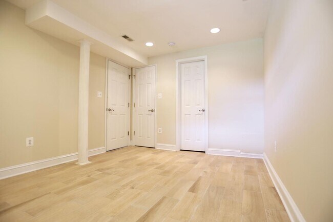 Foto del edificio - 726 Quincy St NW