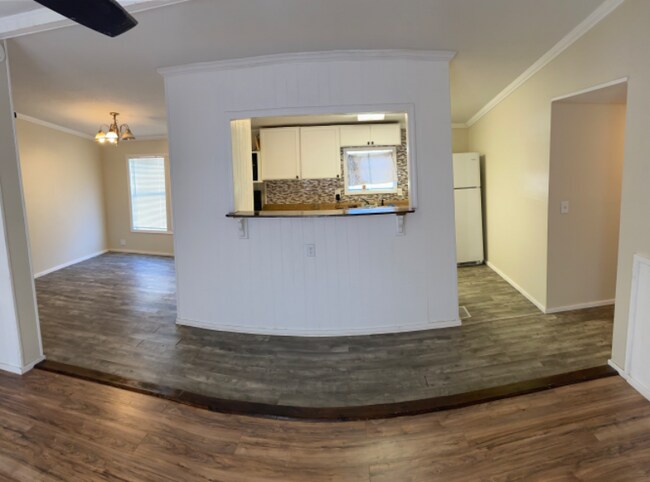 Foto del edificio - 15279 Floyd Holton Rd