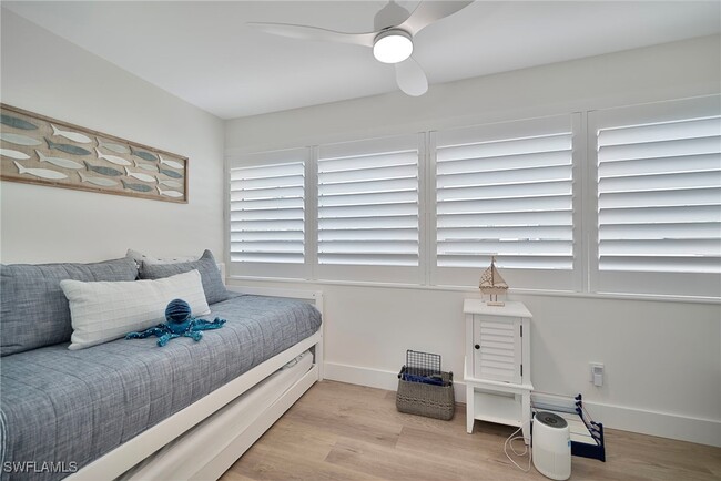 Foto del edificio - 1950 Gulf Shore Blvd N