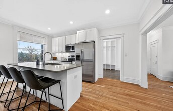 Building Photo - 5394 Pershing Ave