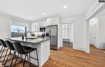 Building Photo - 5394 Pershing Ave