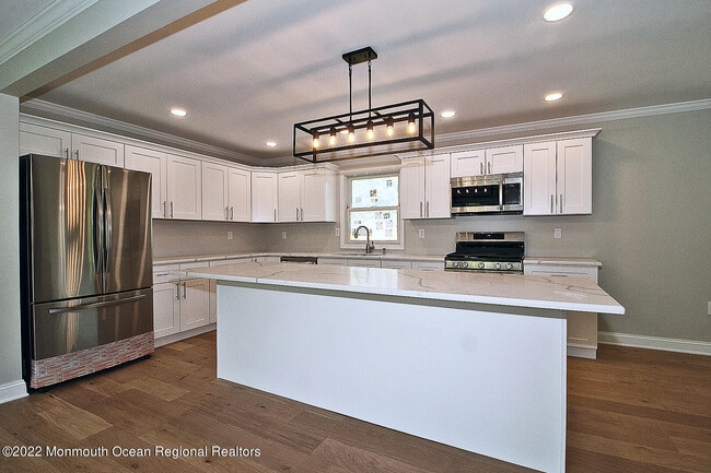 Building Photo - 412 Brentwood Pl