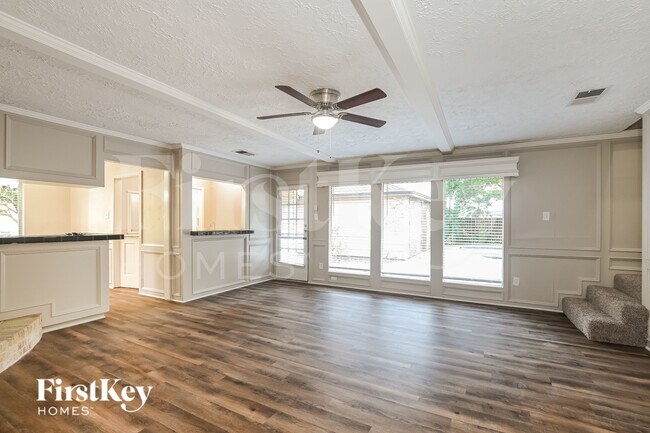 Foto del edificio - 4146 Meadowbank Dr
