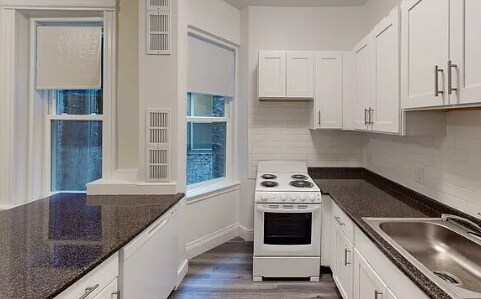 Building Photo - 1799 Beacon St