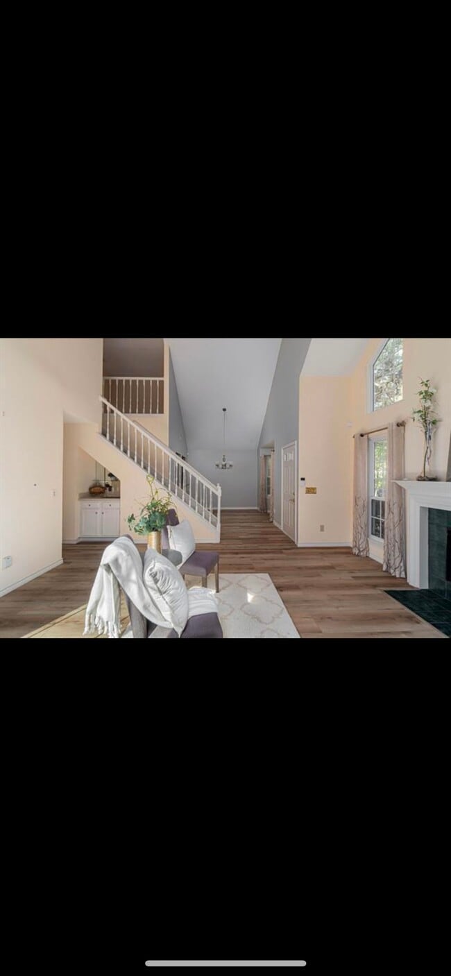 Building Photo - 17820 Windflower Way