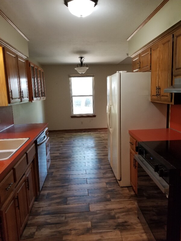 Foto del edificio - 149 W L St